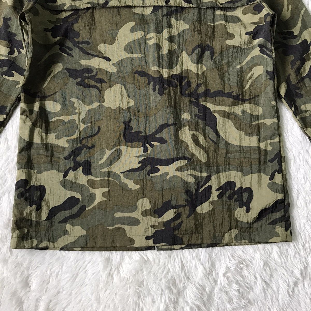Japanese Brand Ray BEAMS Military Camo Hoodie Zipper Jacket Made in Japan Size US M / EU 48-50 / 2 - 14 Thumbnail
