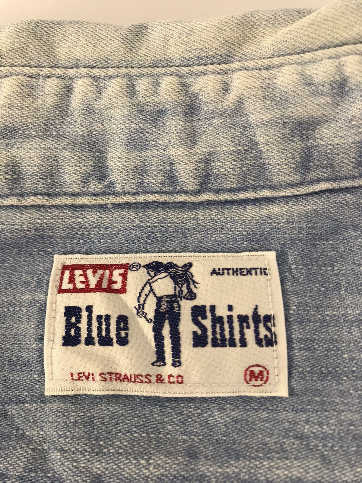 Levi's Levi’s Strauss Co Blue Shirt Denim Button Up Double Pockets Size US XL / EU 56 / 4 - 3 Thumbnail
