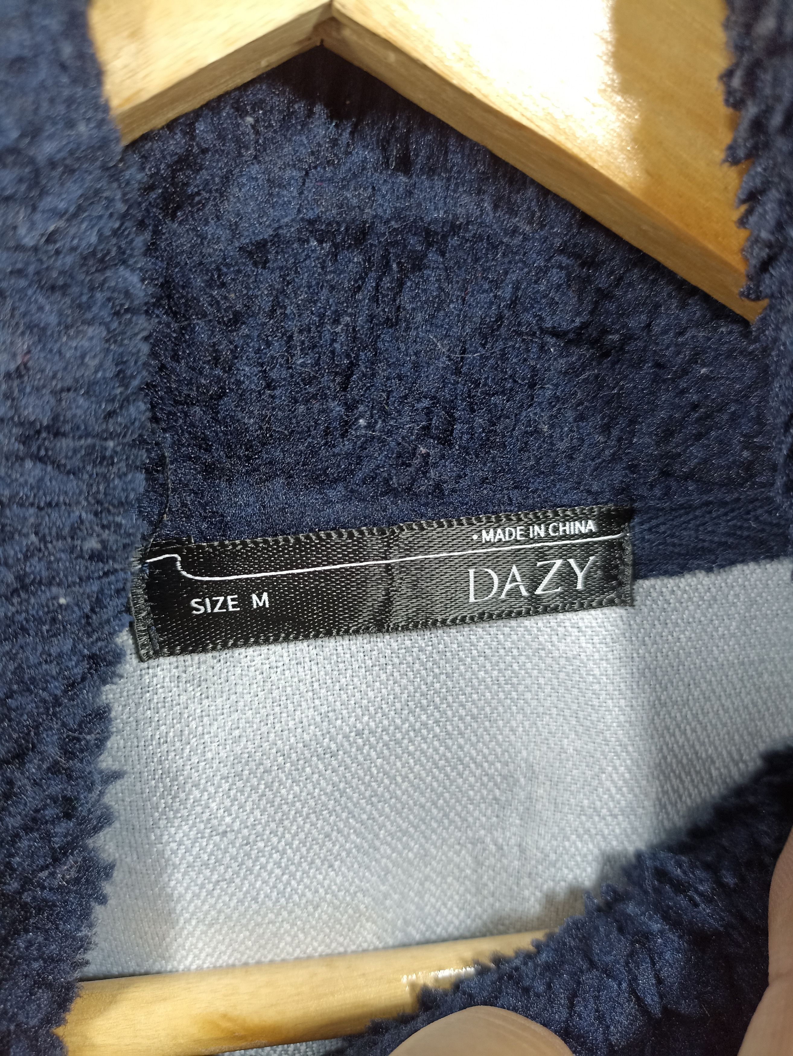 Japanese Brand Dazy Sherpa Fleece Size US M / EU 48-50 / 2 - 8 Thumbnail