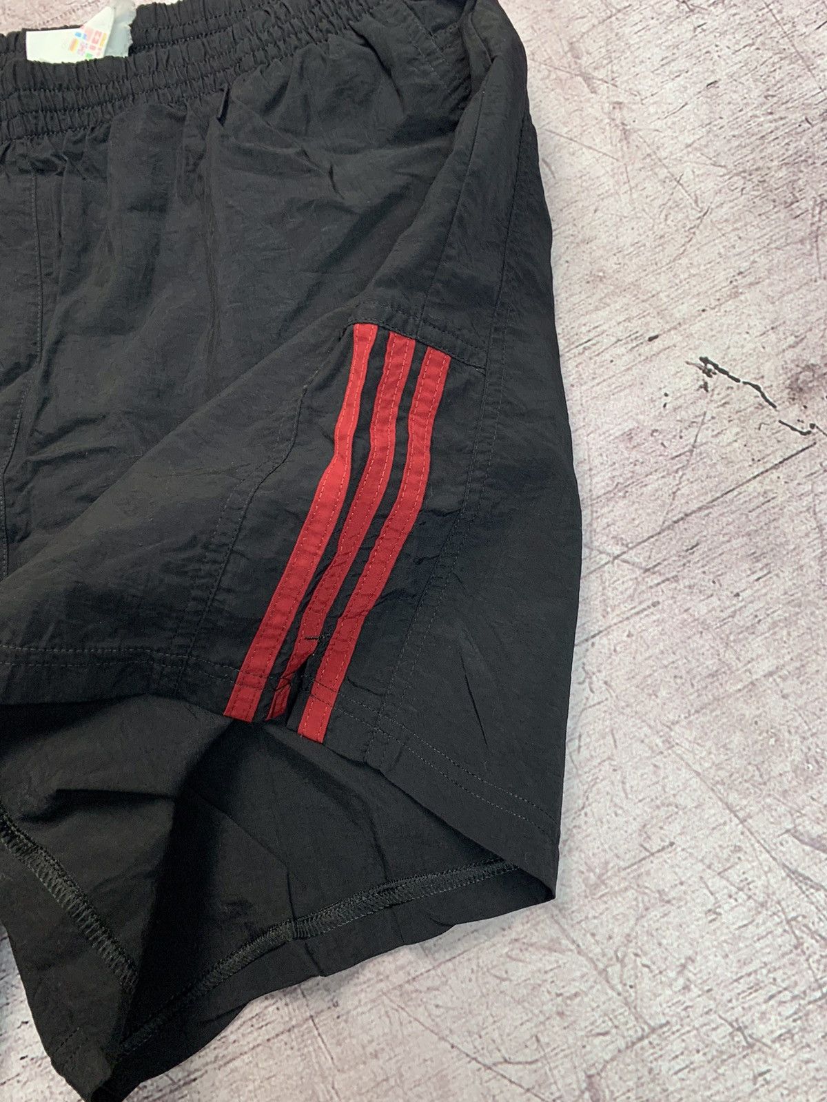 Adidas × Vintage Adidas Vintage Mens Nylon Shorts Size US 34 / EU 50 - 4 Thumbnail