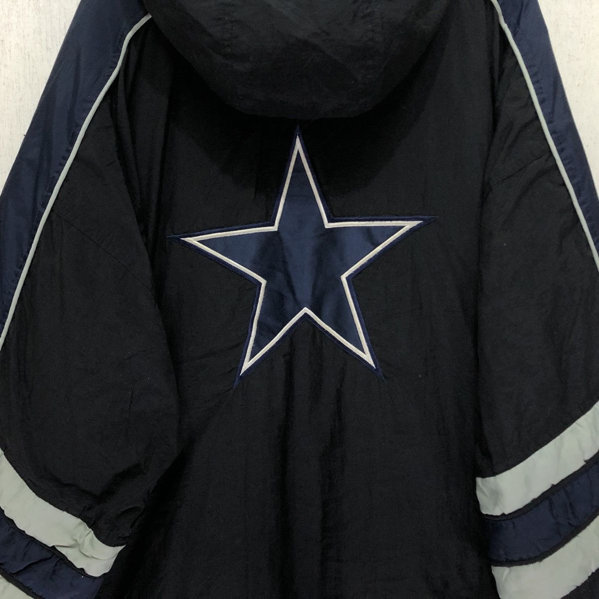 NFL Vintage 90s Dallas Cowboys Hooded Bomber Jacket Size US XL / EU 56 / 4 - 6 Thumbnail