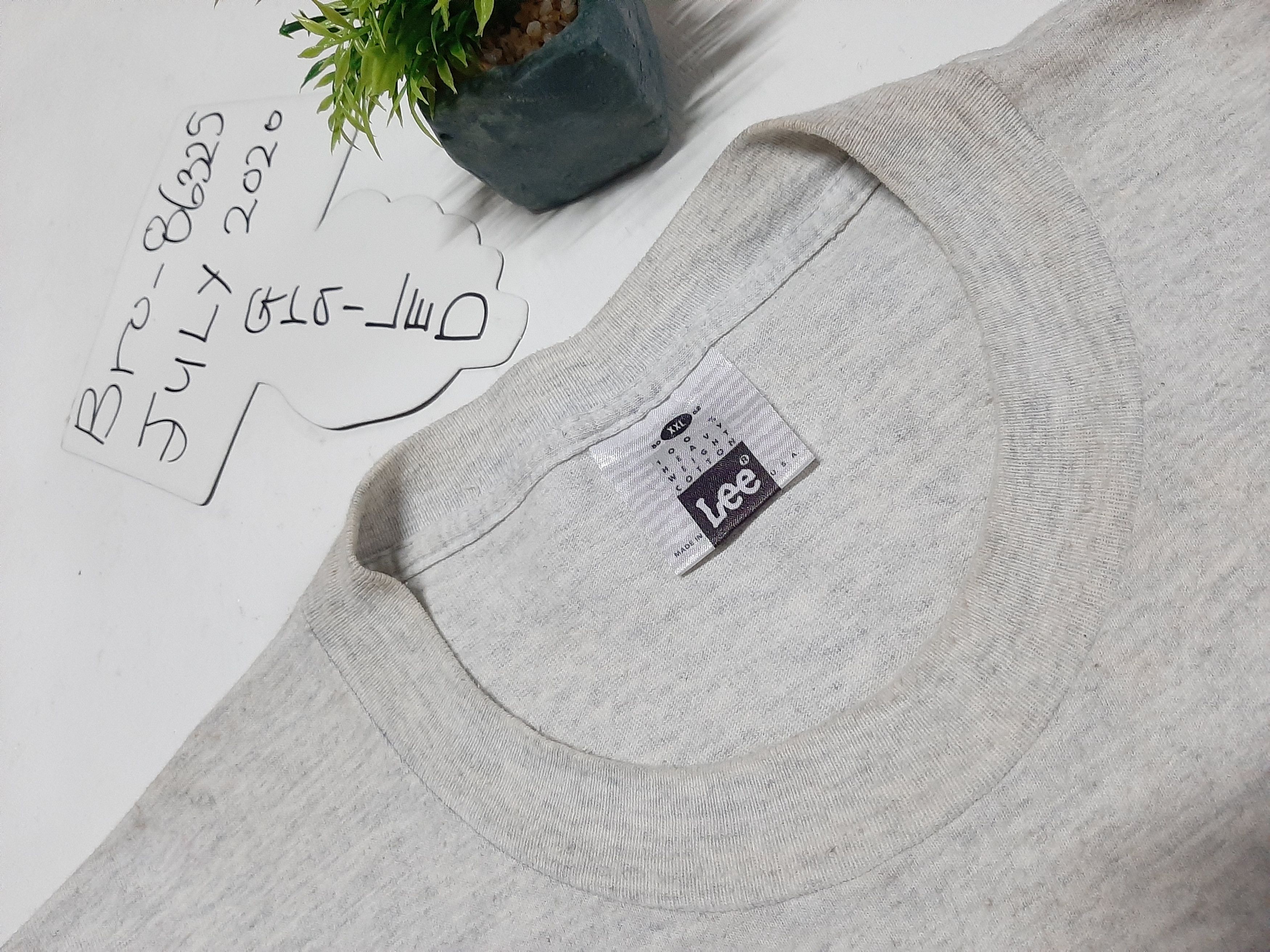 Lee × Vintage VTG 90s MR.DUCK SINGLE POCKET LEE TSHIRT..SINGLE STICH.. Size US XXL / EU 58 / 5 - 5 Thumbnail
