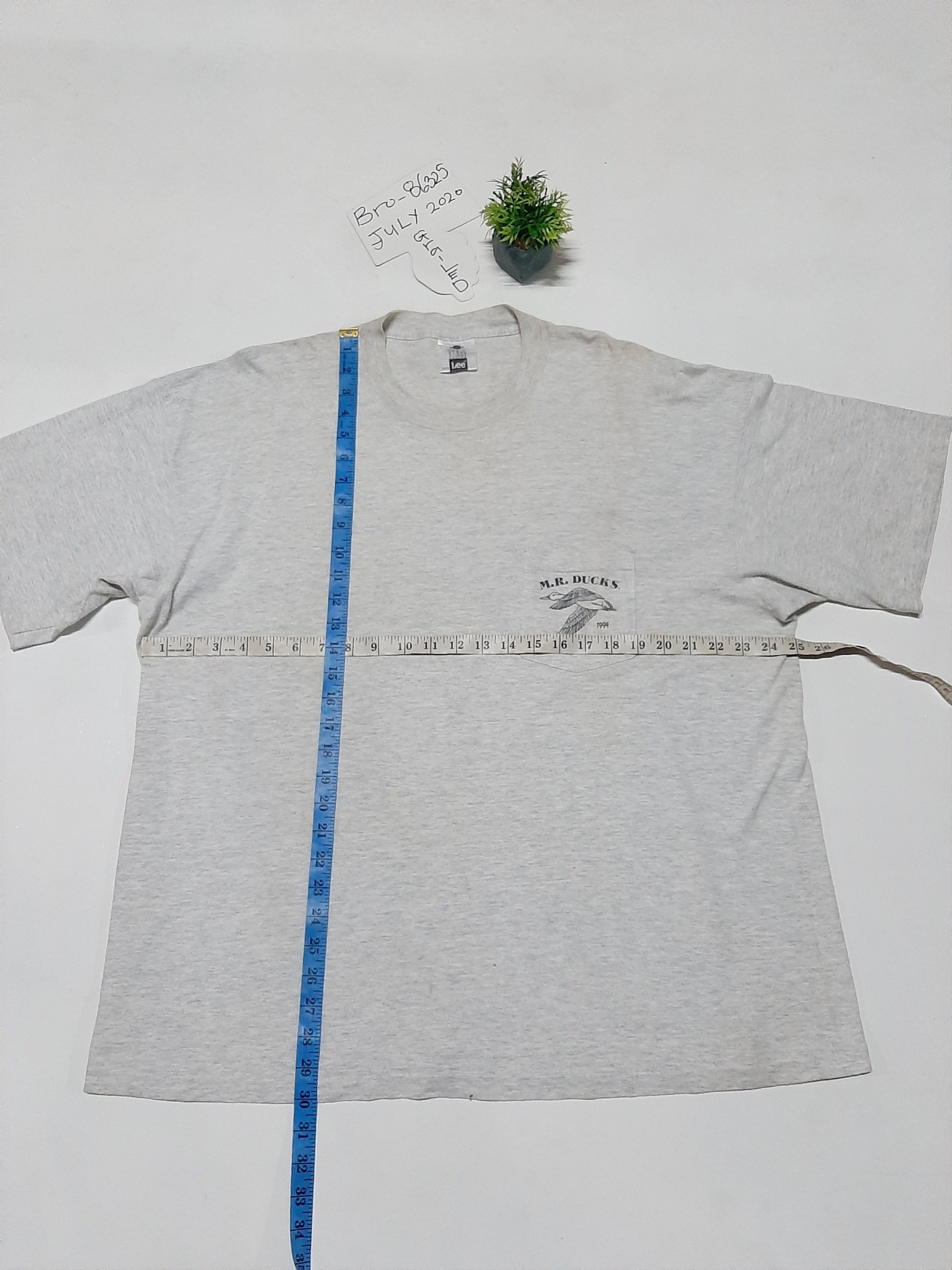 Lee × Vintage VTG 90s MR.DUCK SINGLE POCKET LEE TSHIRT..SINGLE STICH.. Size US XXL / EU 58 / 5 - 2 Thumbnail