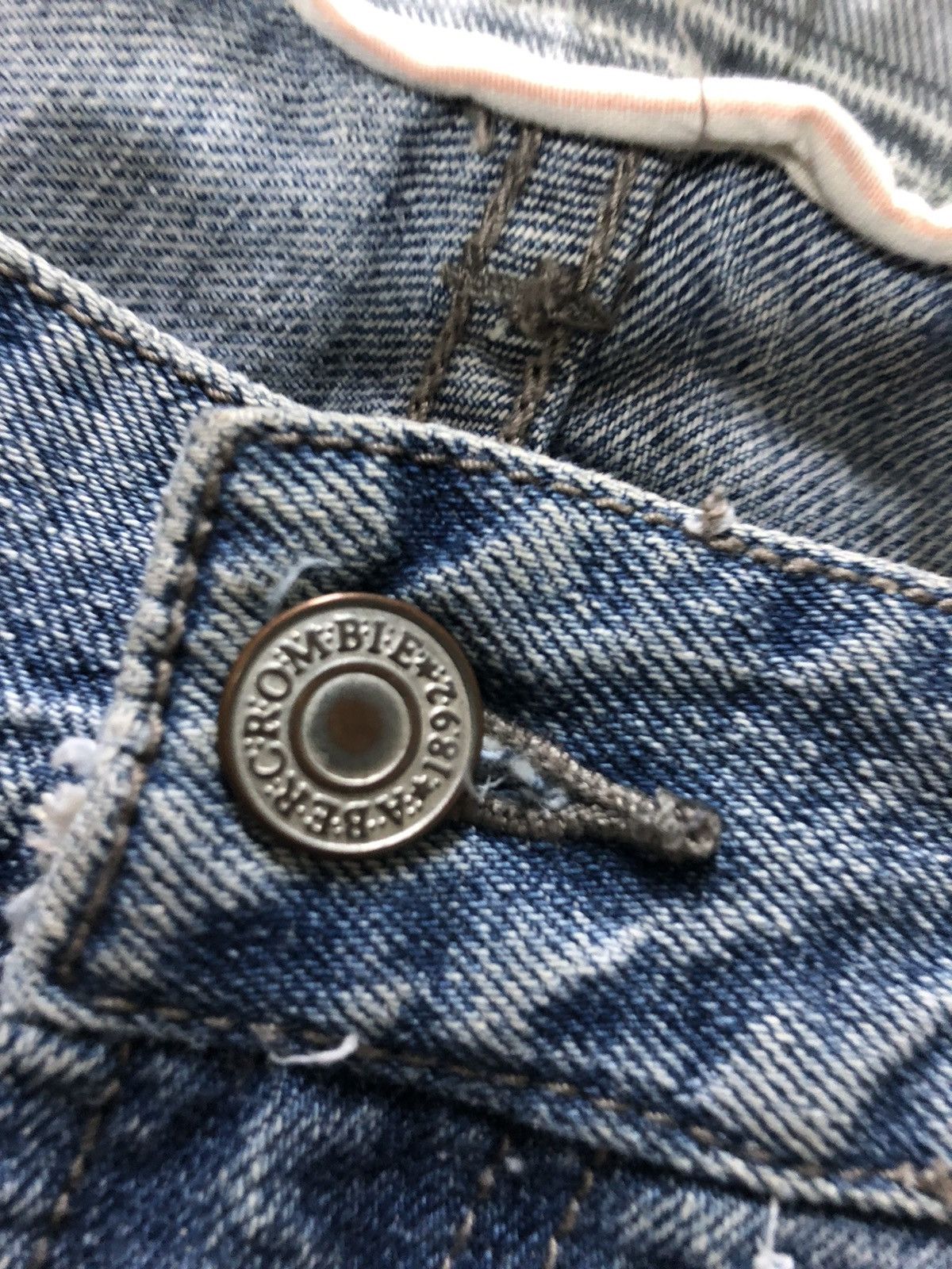 Abercrombie & Fitch × Vintage VINTAGE A&F WORKWEAR BLUE WASH DISTRESSED DENIM Size US 30 / EU 46 - 9 Thumbnail