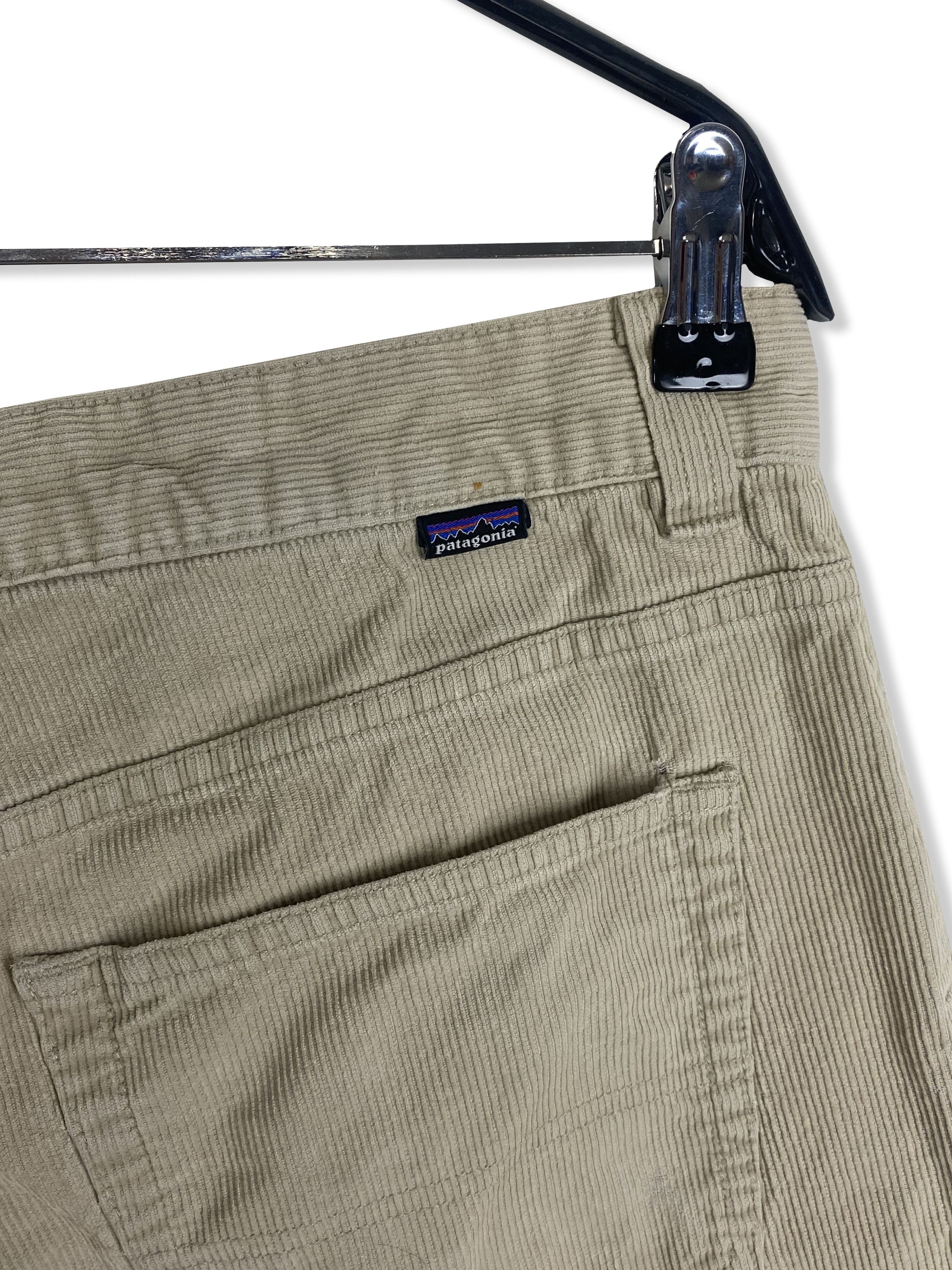 Patagonia Vintage PATAGONIA Corduroy Beige Pants M334 Size US 33 - 9 Thumbnail