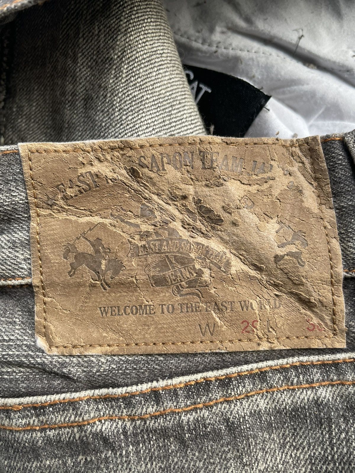 Japanese Brand Eastandsadonteam Distresed Denim Size US 30 / EU 46 - 9 Thumbnail