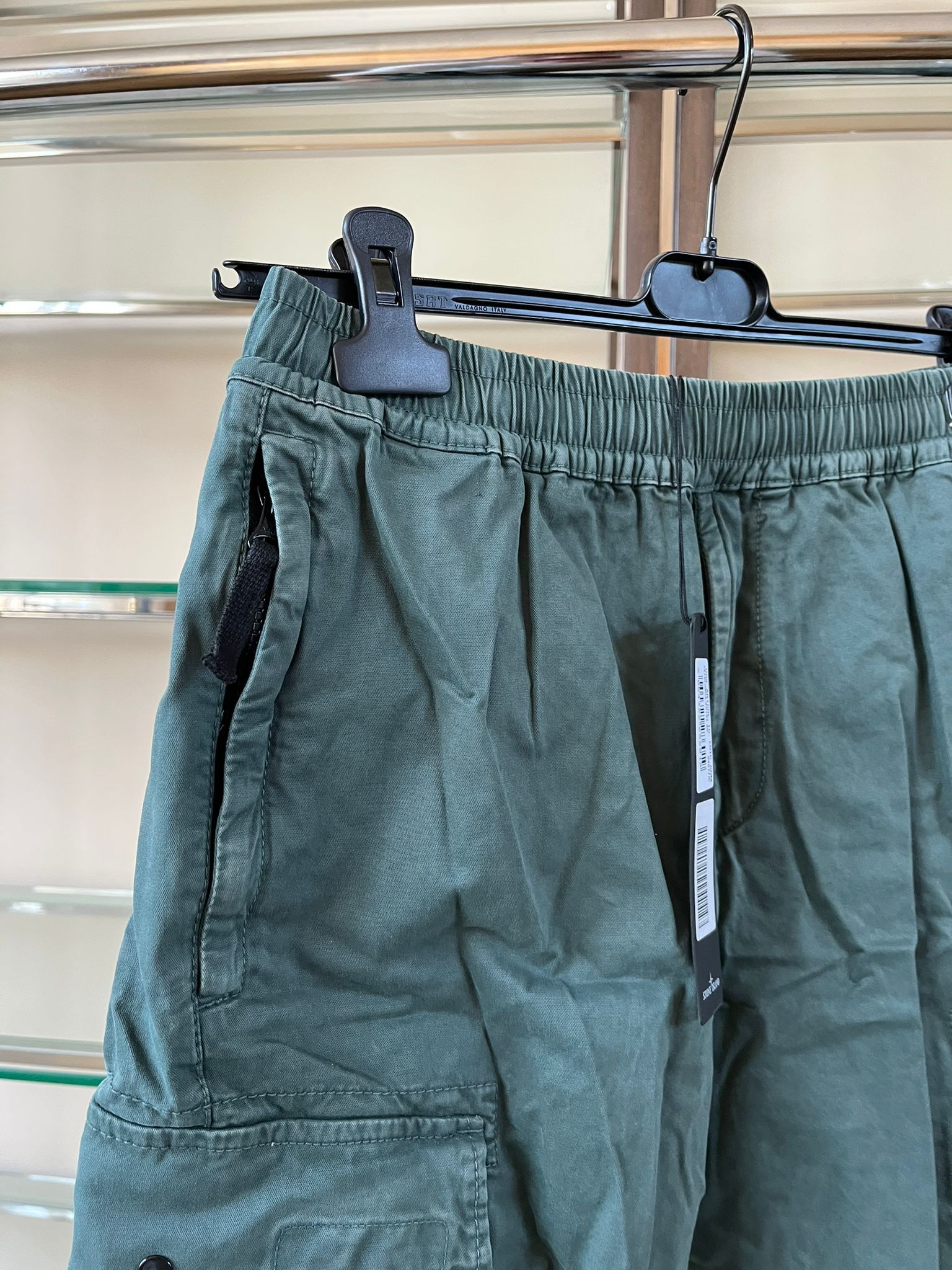 Stone Island Cargo Patch Shorts in Green Grey Size US 30 / EU 46 - 10 Thumbnail