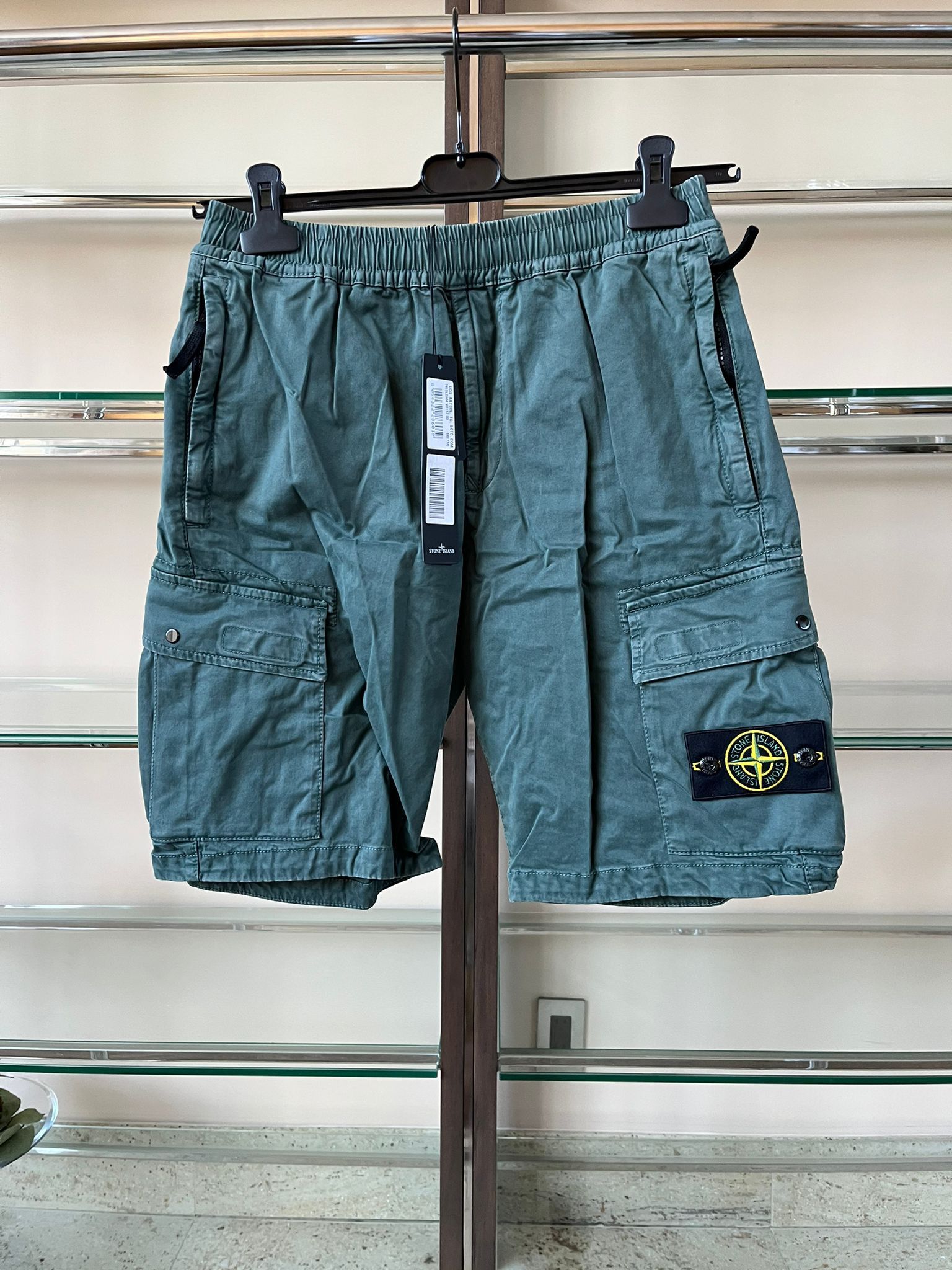 Stone Island Cargo Patch Shorts in Green Grey Size US 30 / EU 46 - 3 Thumbnail