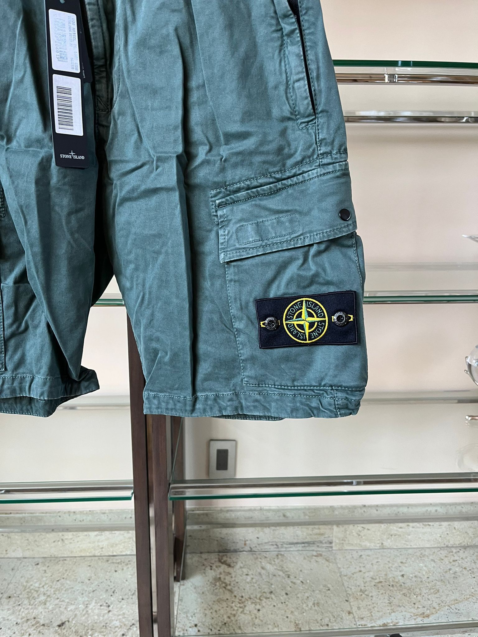 Stone Island Cargo Patch Shorts in Green Grey Size US 30 / EU 46 - 4 Thumbnail