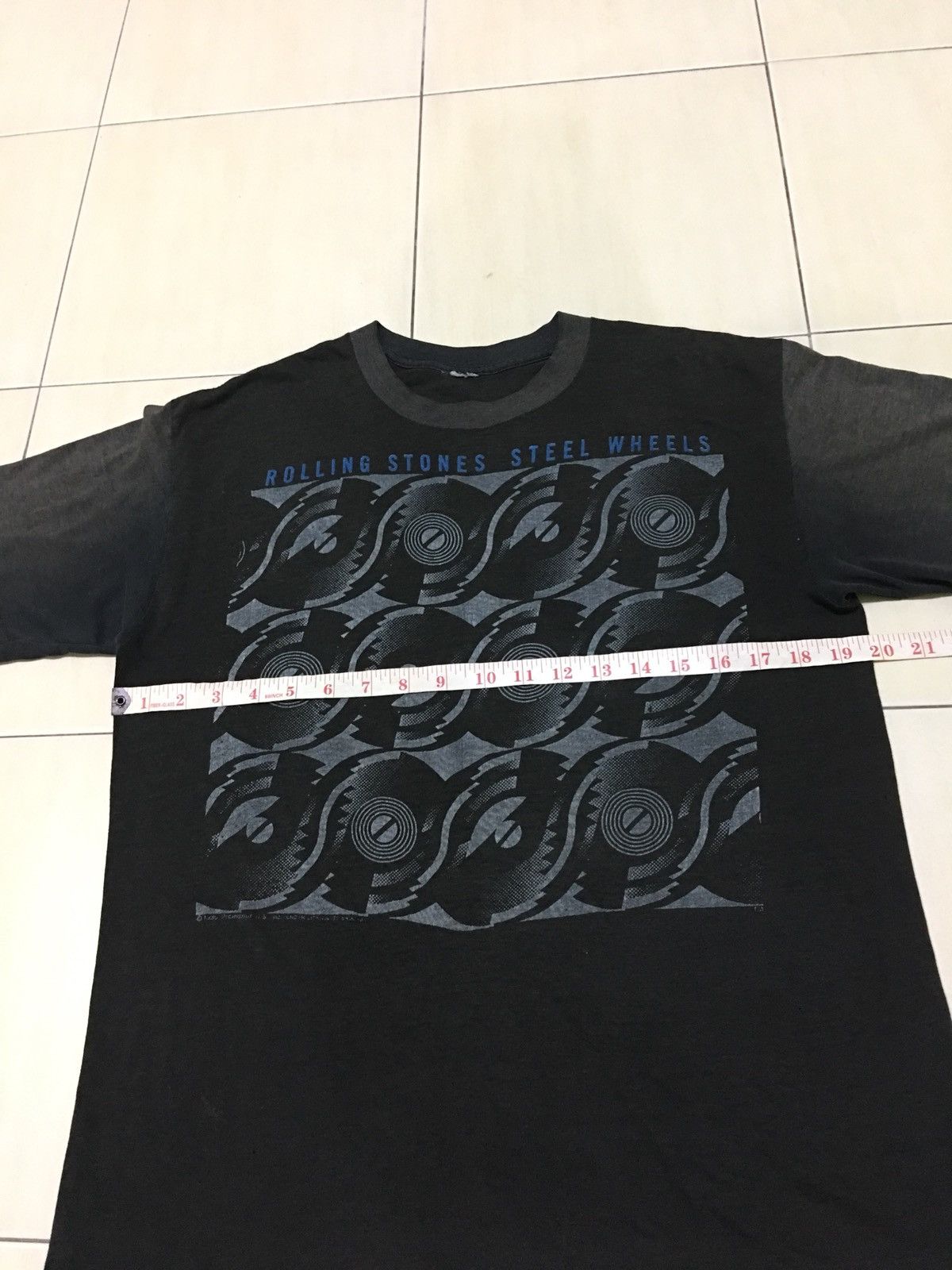 Band Tees The Rolling Stones 1989 North America World Tour Tee Size US L / EU 52-54 / 3 - 6 Thumbnail