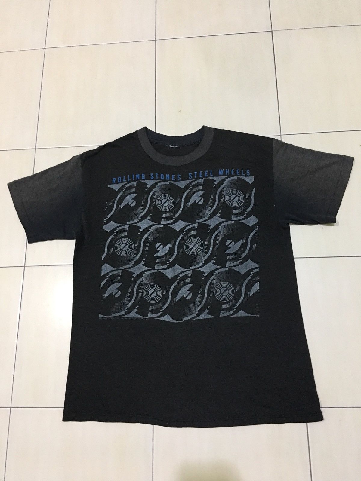 Band Tees The Rolling Stones 1989 North America World Tour Tee Size US L / EU 52-54 / 3 - 3 Thumbnail
