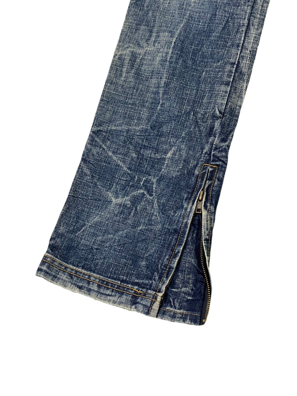 Japanese Brand Flare Jeans Ozz Pinballs Distress Acid Wash Boot Cut 5🟦5 Size US 30 / EU 46 - 5 Thumbnail