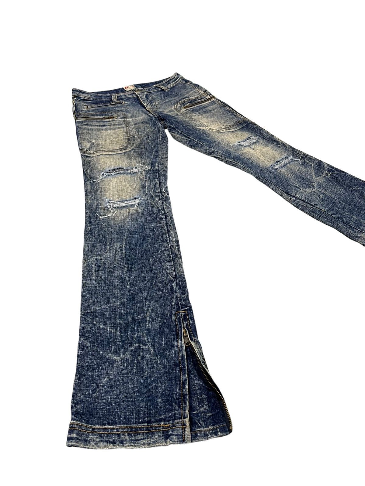 Japanese Brand Flare Jeans Ozz Pinballs Distress Acid Wash Boot Cut 5🟦5 Size US 30 / EU 46 - 1 Thumbnail