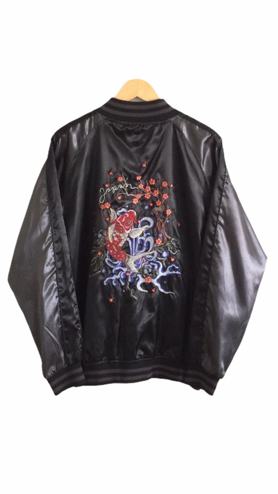 Other Sukajan Japan Koi Sugoi Souvenirs Embroidery Satin Jacket Size US XXL / EU 58 / 5 - 1 Thumbnail