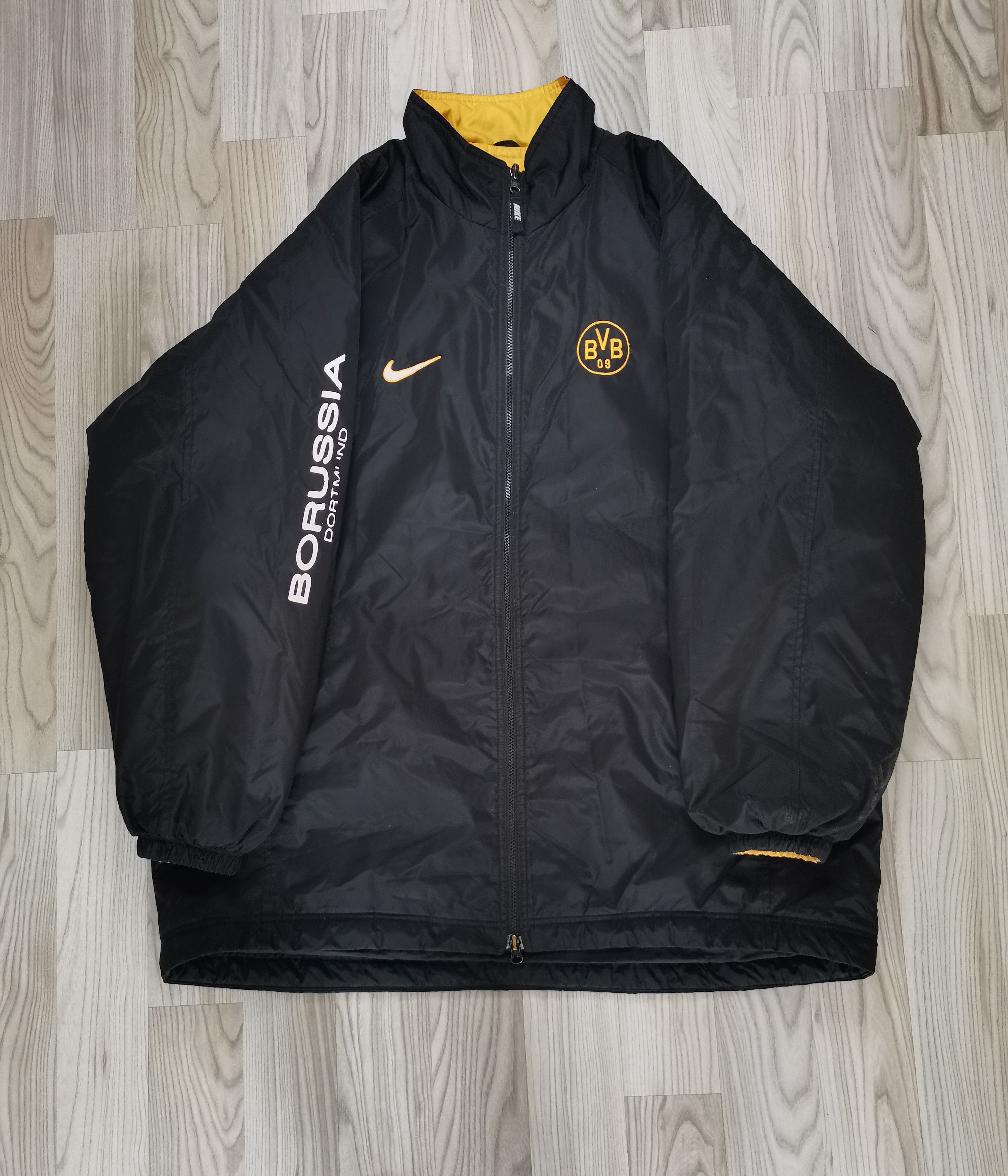 image of Nike & Borussia Dortmund Reversible Vintage 90's Jacket in Black/Yellow, Men's (Size 2XL)