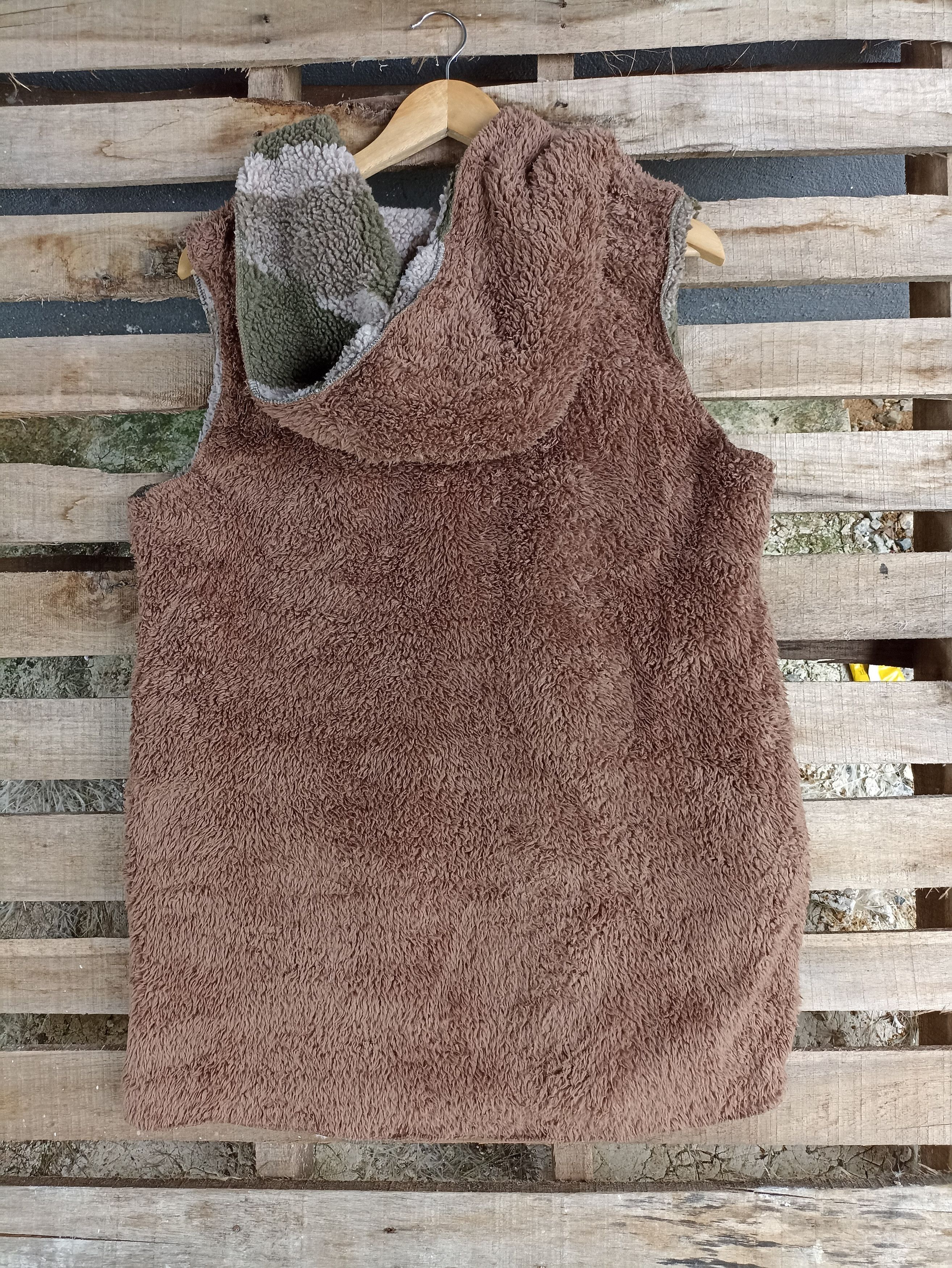 Japanese Brand Reversible Chou chou Camo Fleece bulky/fuzzy Size US M / EU 48-50 / 2 - 7 Thumbnail