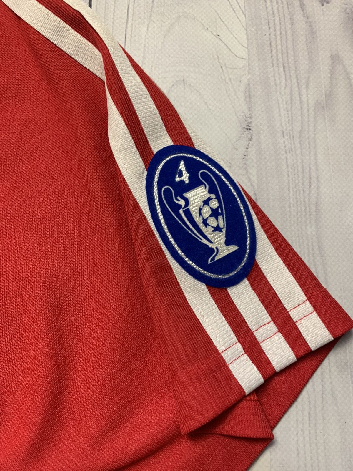 Adidas Vintage adidas soccer jersey Bayern Munich size M Size US M / EU 48-50 / 2 - 5 Thumbnail