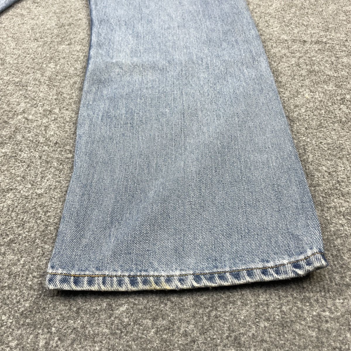 Levi's × Vintage Vintage Levi's 505 Light Blue Wash -wc154 Size US 39 - 12 Thumbnail