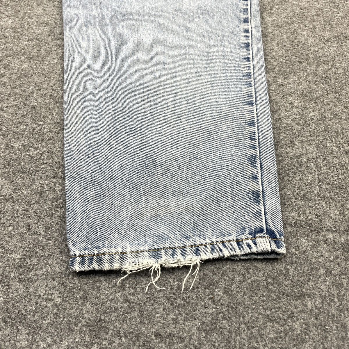 Levi's × Vintage Vintage Levi's560 Light Wash -wc165 Size US 39 - 13 Thumbnail