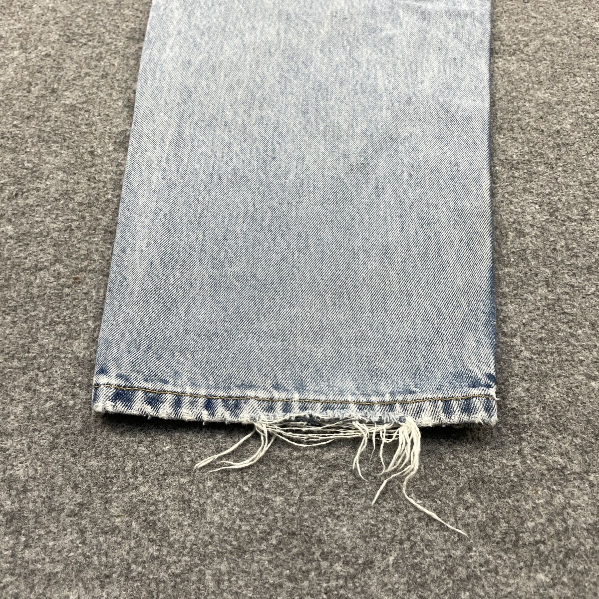 Levi's × Vintage Vintage Levi's560 Light Wash -wc165 Size US 39 - 12 Thumbnail