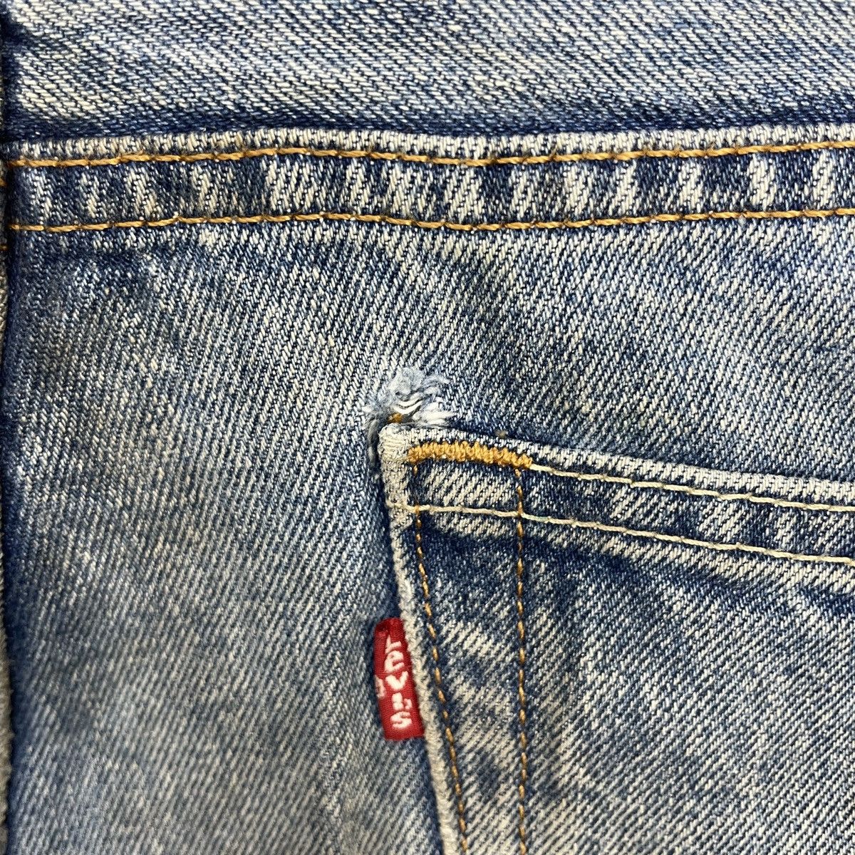 Levi's × Vintage Vintage Levi's 505 Faded Jeans -wc153 Size US 36 / EU 52 - 8 Thumbnail