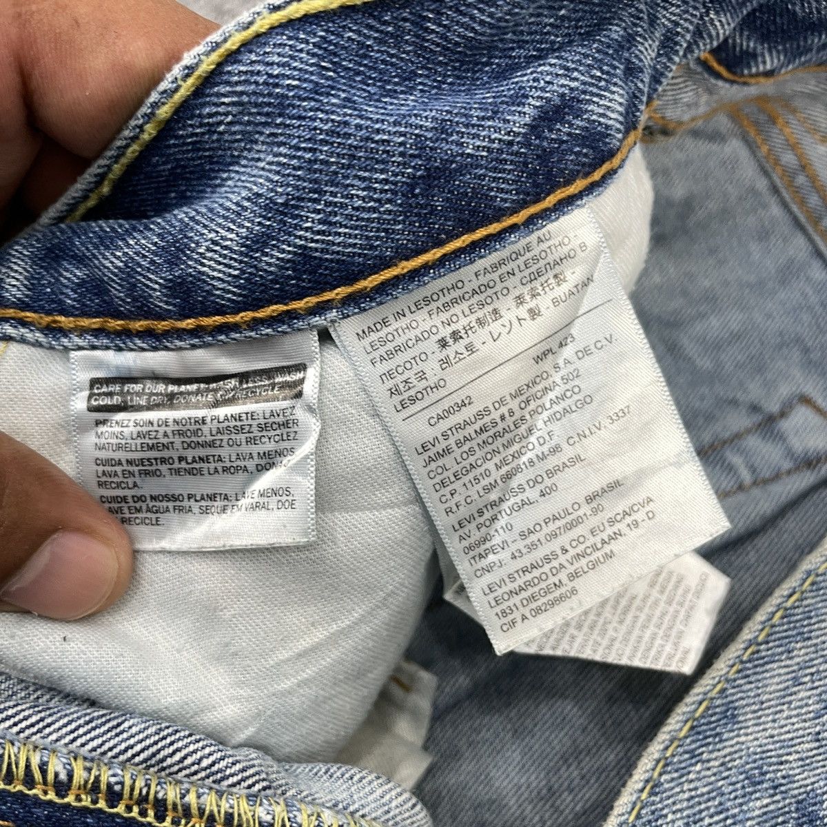 Levi's × Vintage Vintage Levi's 505 Faded Jeans -wc153 Size US 36 / EU 52 - 6 Thumbnail