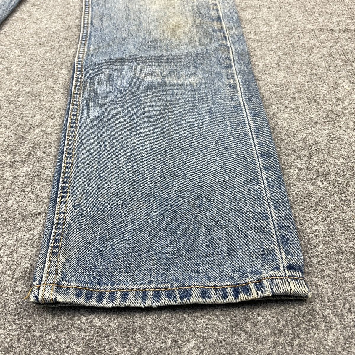 Levi's × Vintage Vintage Levi's 505 Faded Jeans -wc153 Size US 36 / EU 52 - 10 Thumbnail