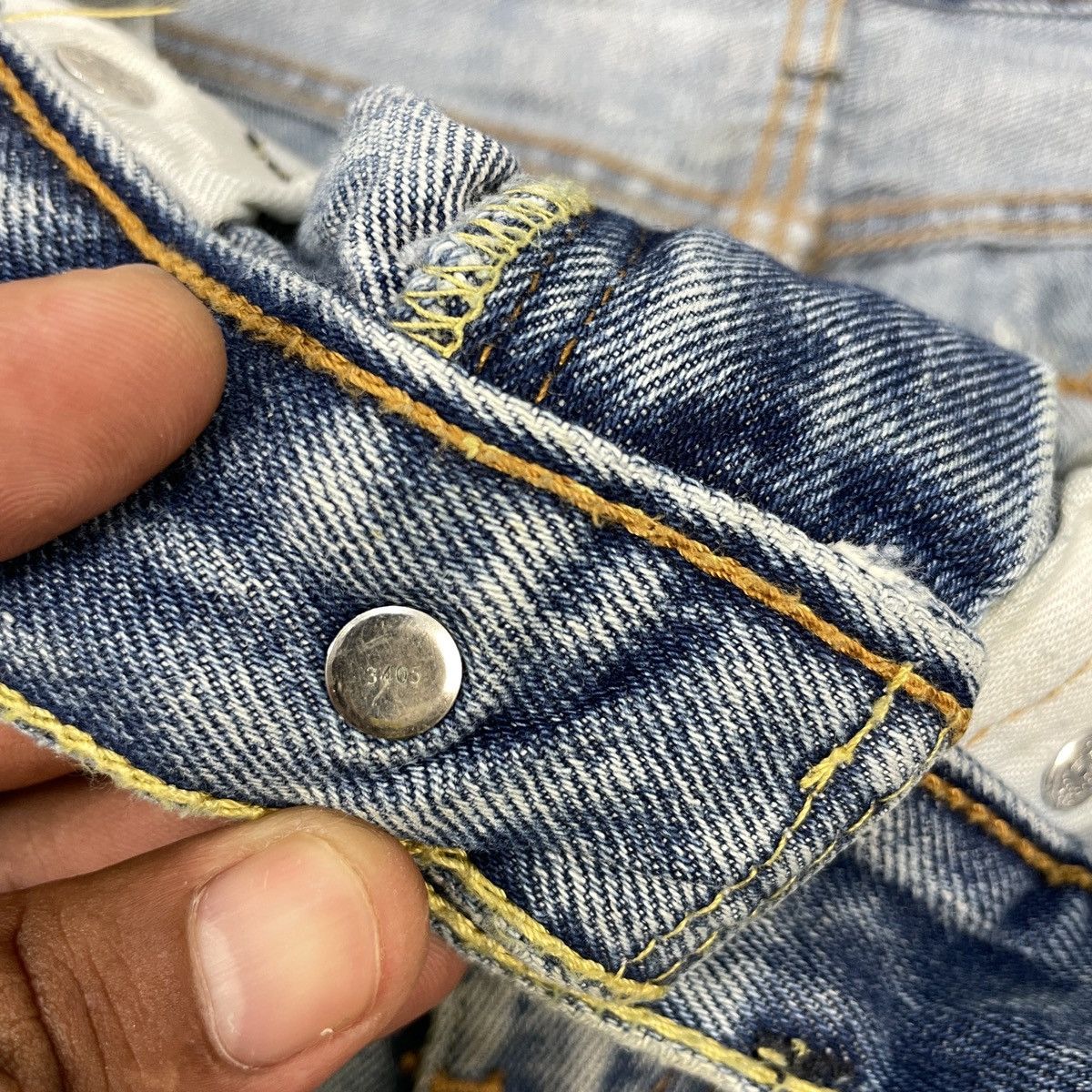 Levi's × Vintage Vintage Levi's 505 Faded Jeans -wc153 Size US 36 / EU 52 - 5 Thumbnail