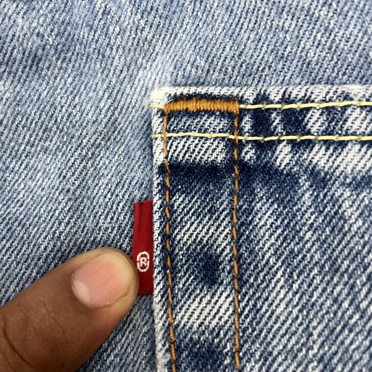 Levi's × Vintage Vintage Levi's 505 Light Blue Wash -wc157 Size US 38 / EU 54 - 6 Thumbnail