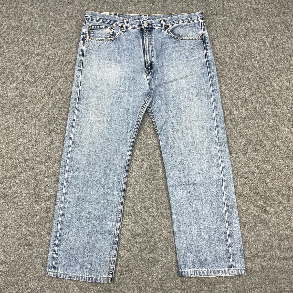 Levi's × Vintage Vintage Levi's 505 Light Blue Wash -wc157 Size US 38 / EU 54 - 1 Thumbnail