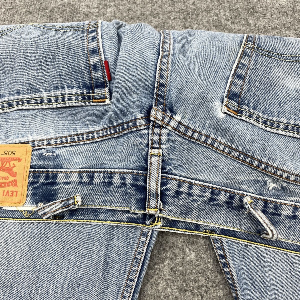 Levi's × Vintage Vintage Levi's 505 Light Blue Wash -wc157 Size US 38 / EU 54 - 8 Thumbnail