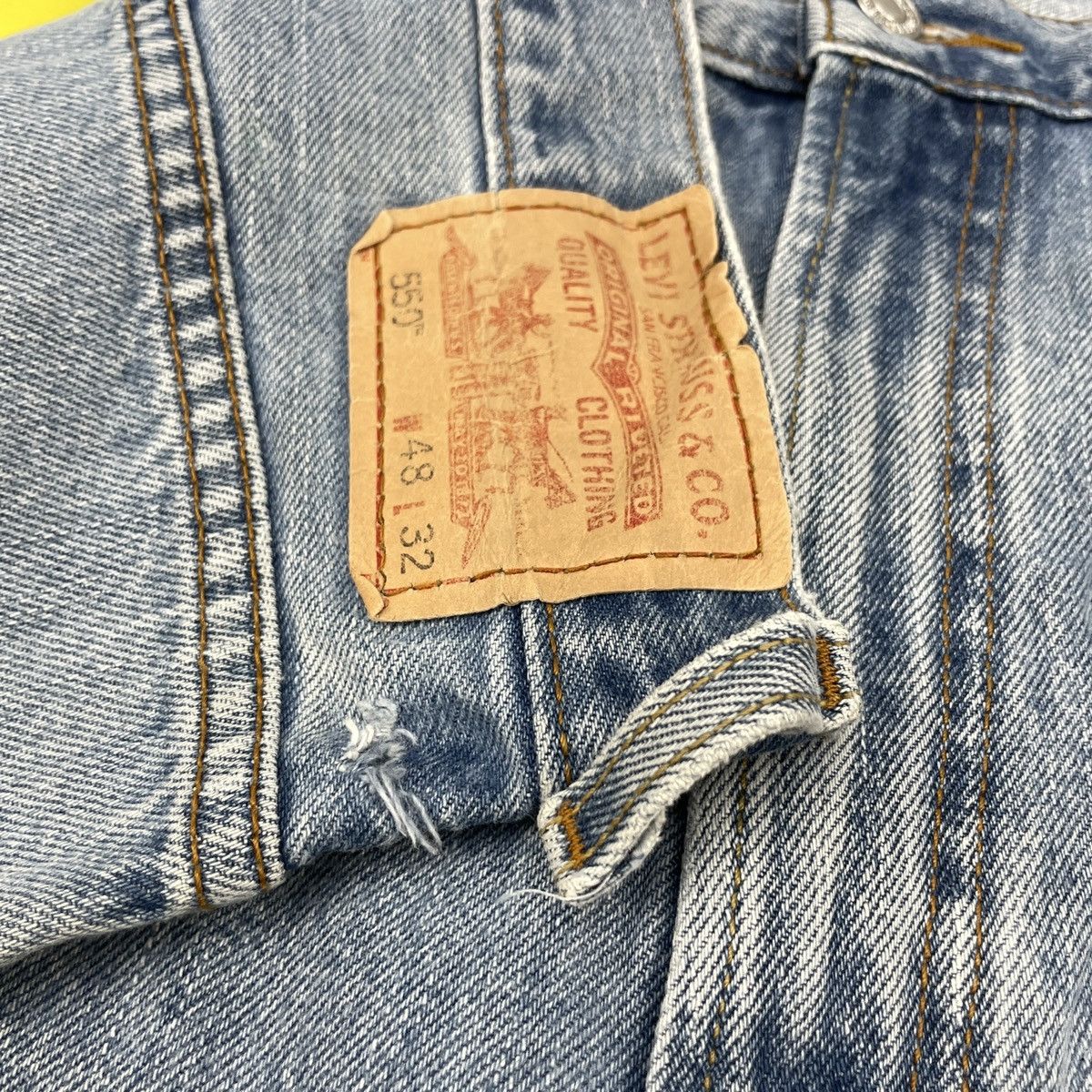 Levi's × Vintage Vintage Levi's 550 light Blue Wash -wc164 Size US 44 / EU 60 - 6 Thumbnail