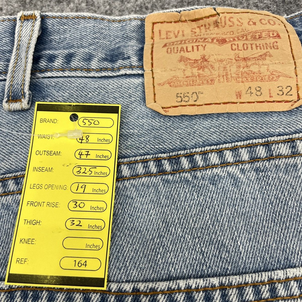Levi's × Vintage Vintage Levi's 550 light Blue Wash -wc164 Size US 44 / EU 60 - 14 Thumbnail