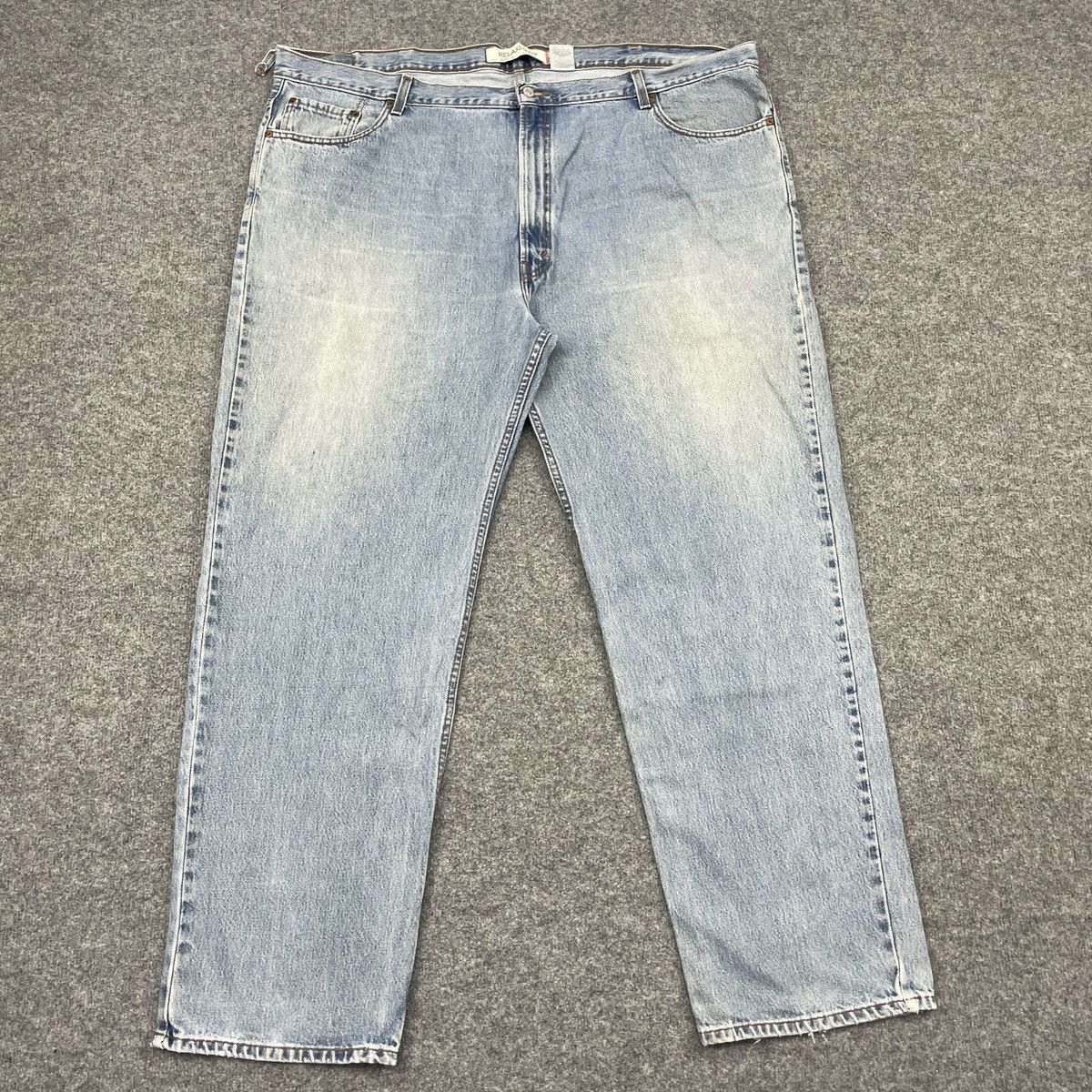 Levi's × Vintage Vintage Levi's 550 light Blue Wash -wc164 Size US 44 / EU 60 - 1 Thumbnail