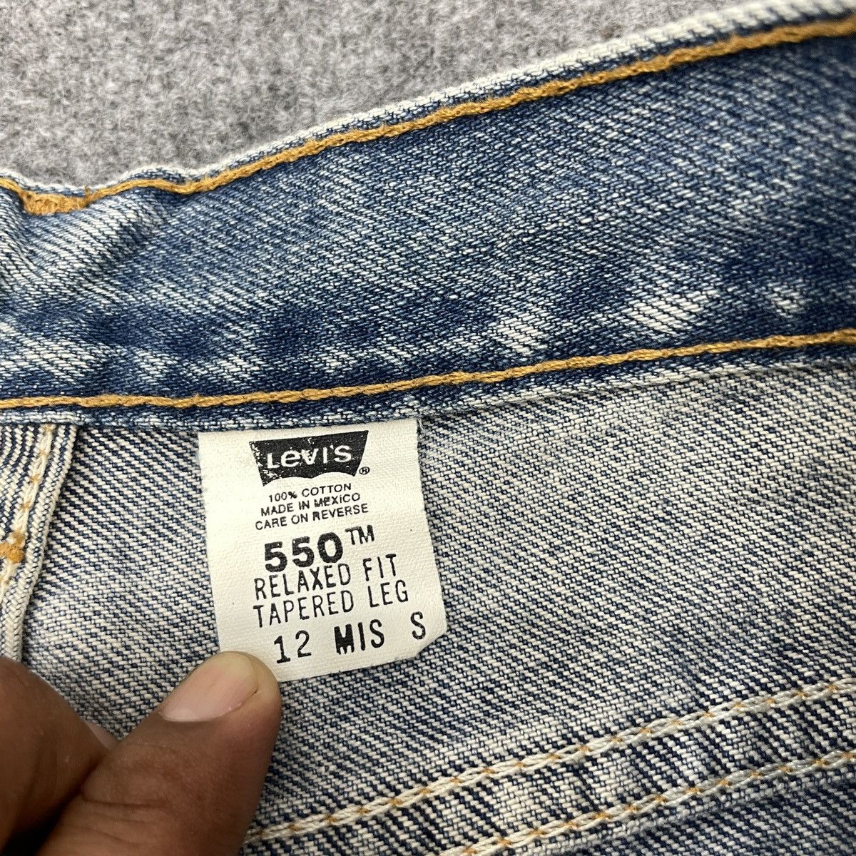 Levi's × Vintage Vintage Levi's 550 Faded Jeans -wc149 Size US 30 / EU 46 - 5 Thumbnail