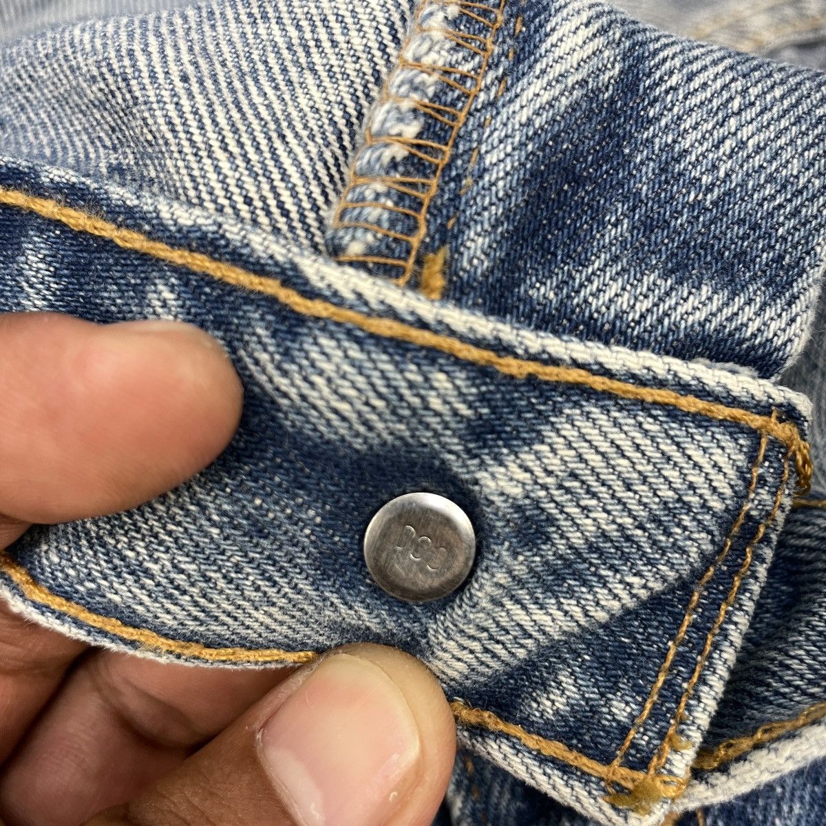 Levi's × Vintage Vintage Levi's 550 Faded Jeans -wc149 Size US 30 / EU 46 - 4 Thumbnail