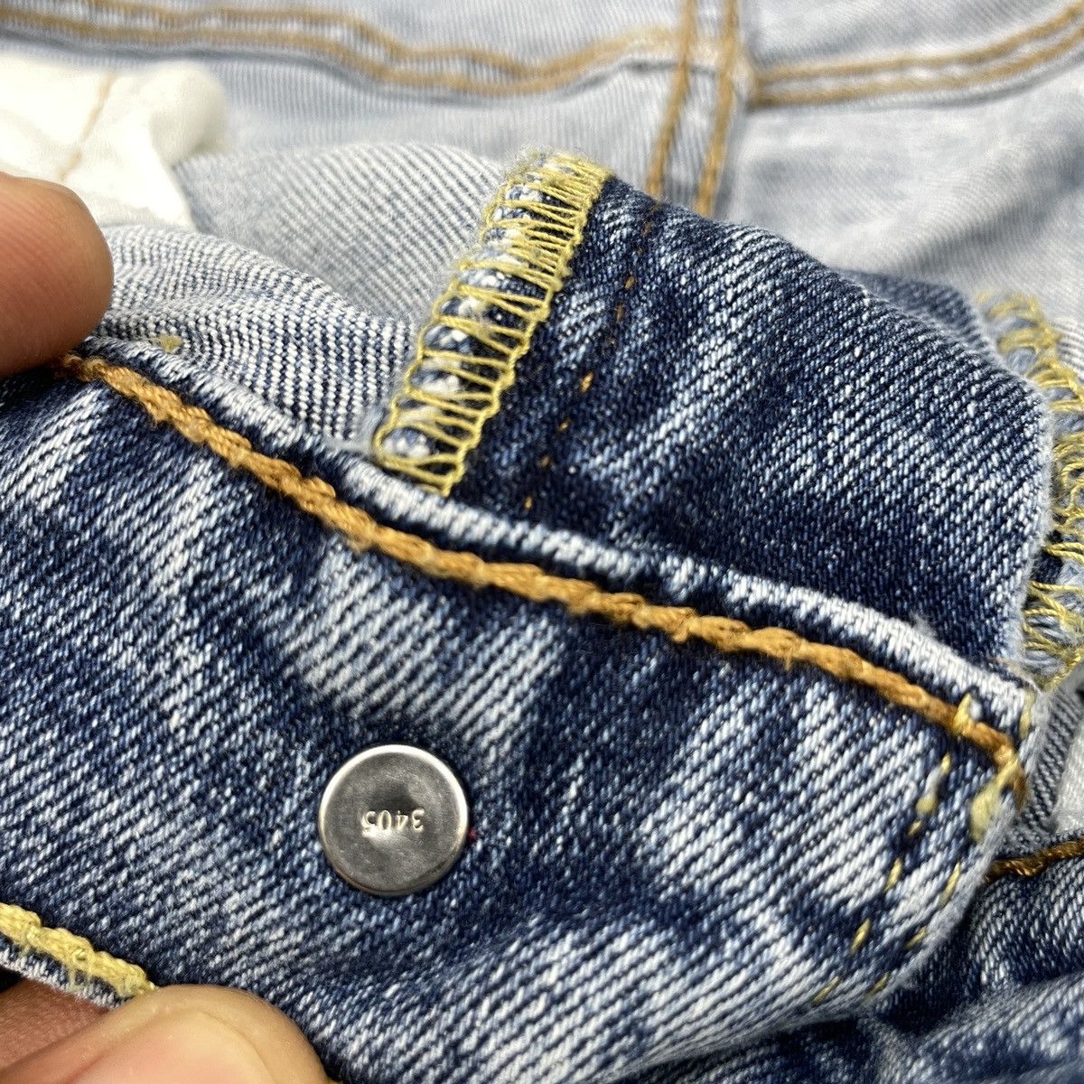 Levi's × Vintage Vintage Levi's 505 Faded Jeans -wc167 Size US 32 / EU 48 - 5 Thumbnail