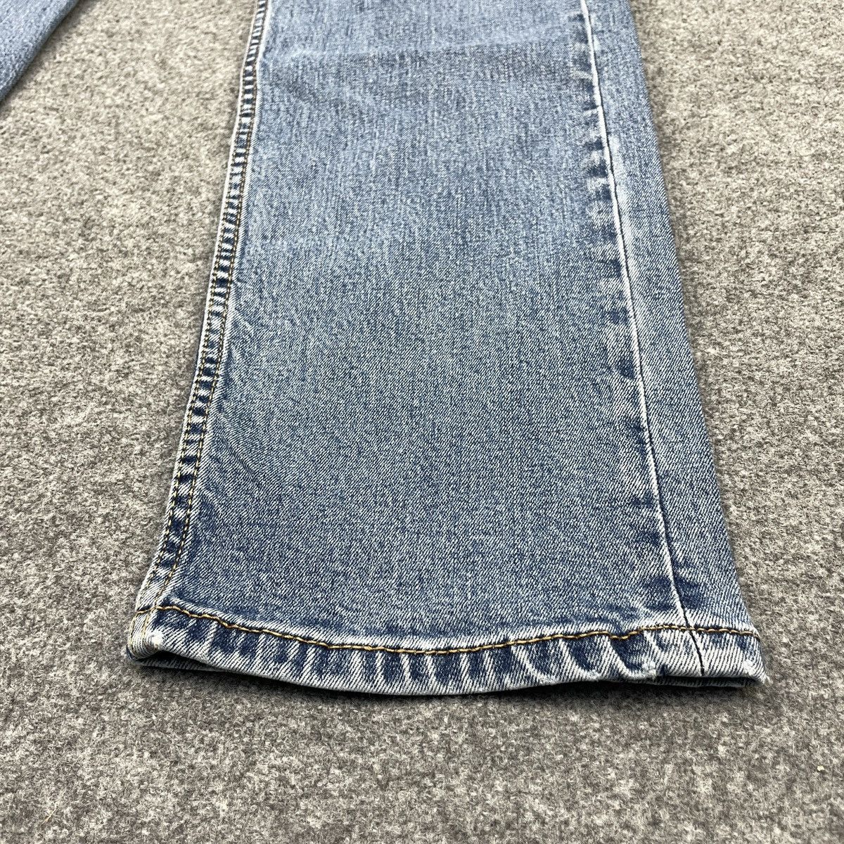 Levi's × Vintage Vintage Levi's 505 Faded Jeans -wc167 Size US 32 / EU 48 - 11 Thumbnail