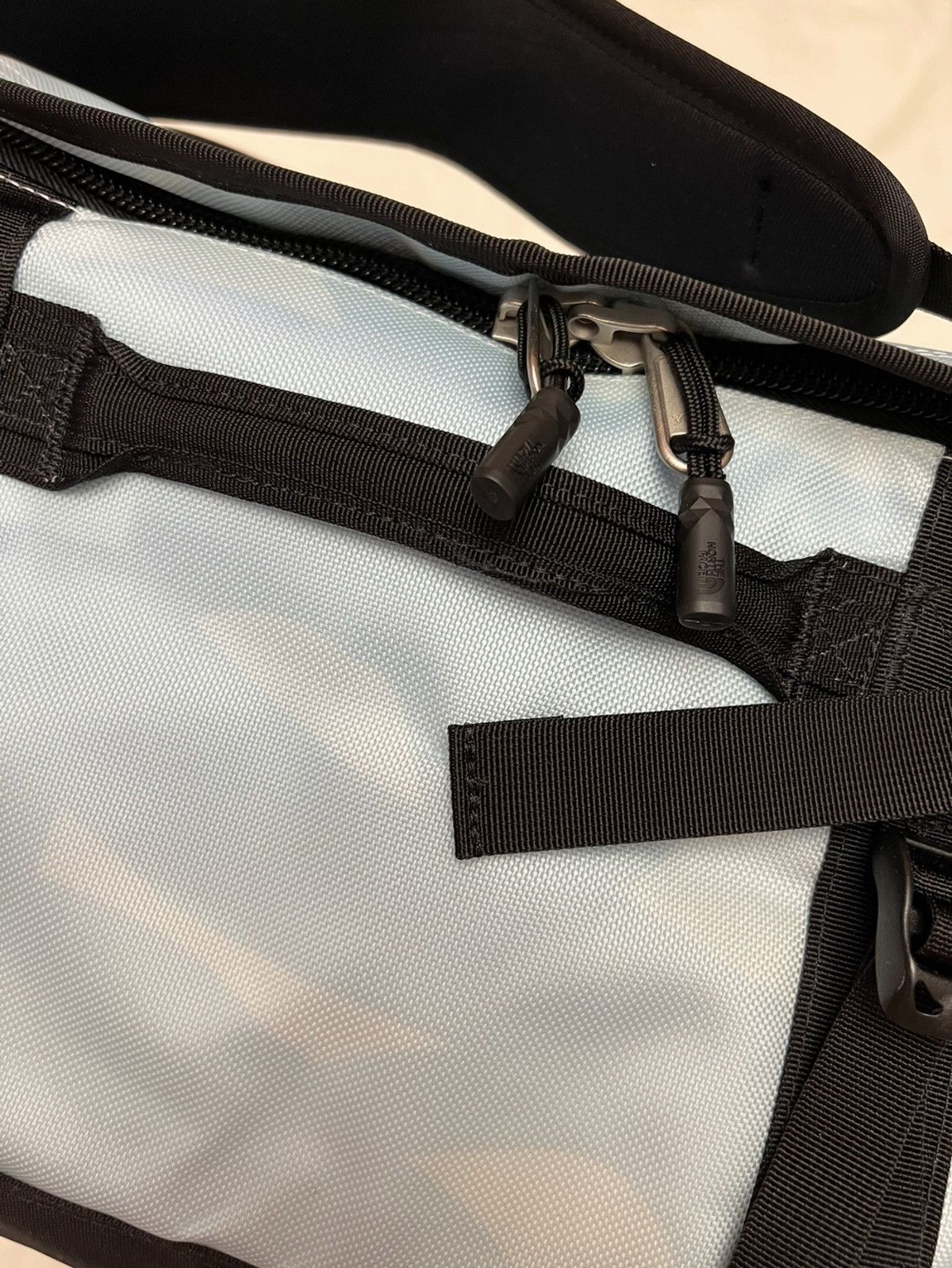 Kaws × The North Face Kaws x The North Face Basecamp Duffel Size ONE SIZE - 11 Thumbnail