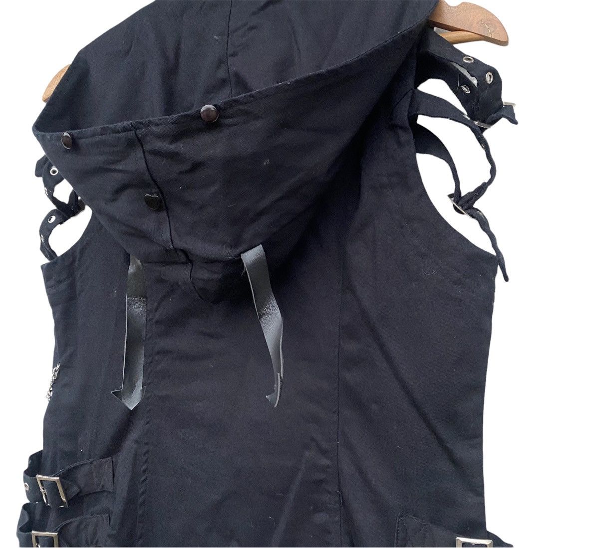 Le Grande Bleu (L.G.B.) Rare‼️Demonic Buckles/Bondage Double Collar Punk Vest Size US L / EU 52-54 / 3 - 8 Thumbnail