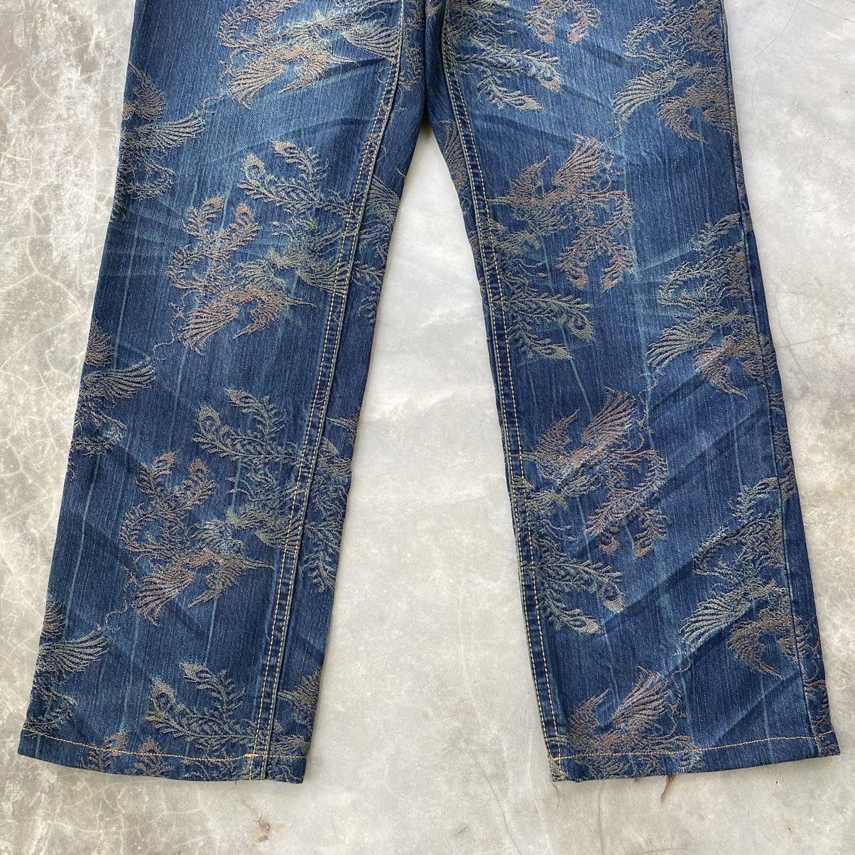 Japanese Brand Japanese brand phoenix all over embroidery baggy jeans Size US 34 / EU 50 - 6 Thumbnail