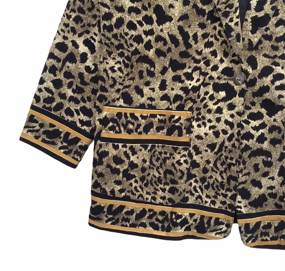 Japanese Brand Luxury💥Leopard Fullprint Blazer/Coat Inspired Chanel Size US L / EU 52-54 / 3 - 5 Thumbnail
