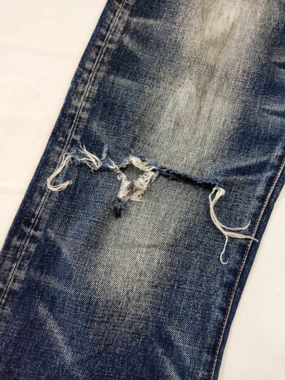 Japanese Brand Vintage RNA The Alternative Syndrome Distressed Jeans Size US 31 - 12 Thumbnail