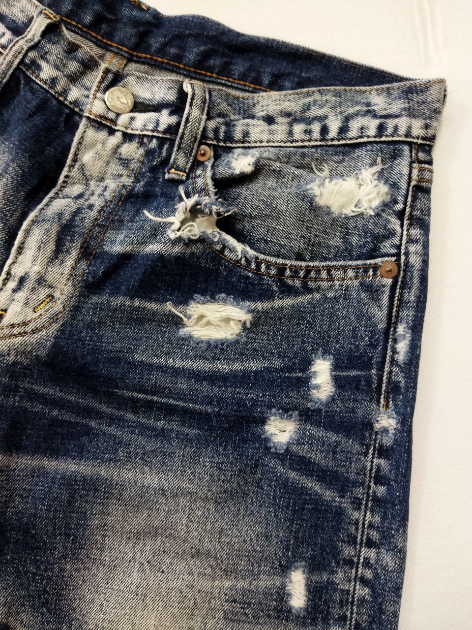 Japanese Brand Vintage RNA The Alternative Syndrome Distressed Jeans Size US 31 - 10 Thumbnail