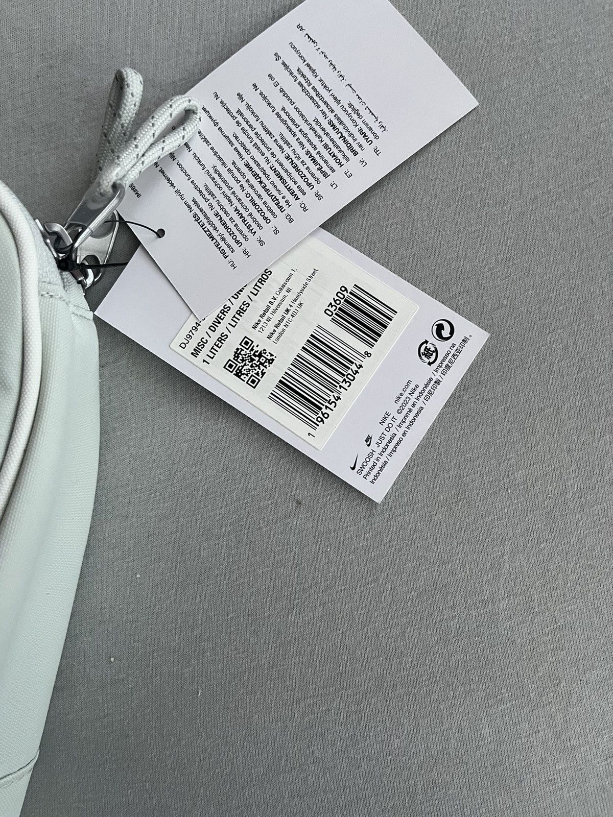 Nike Nike shoulder bag swoosh Size ONE SIZE - 2 Thumbnail