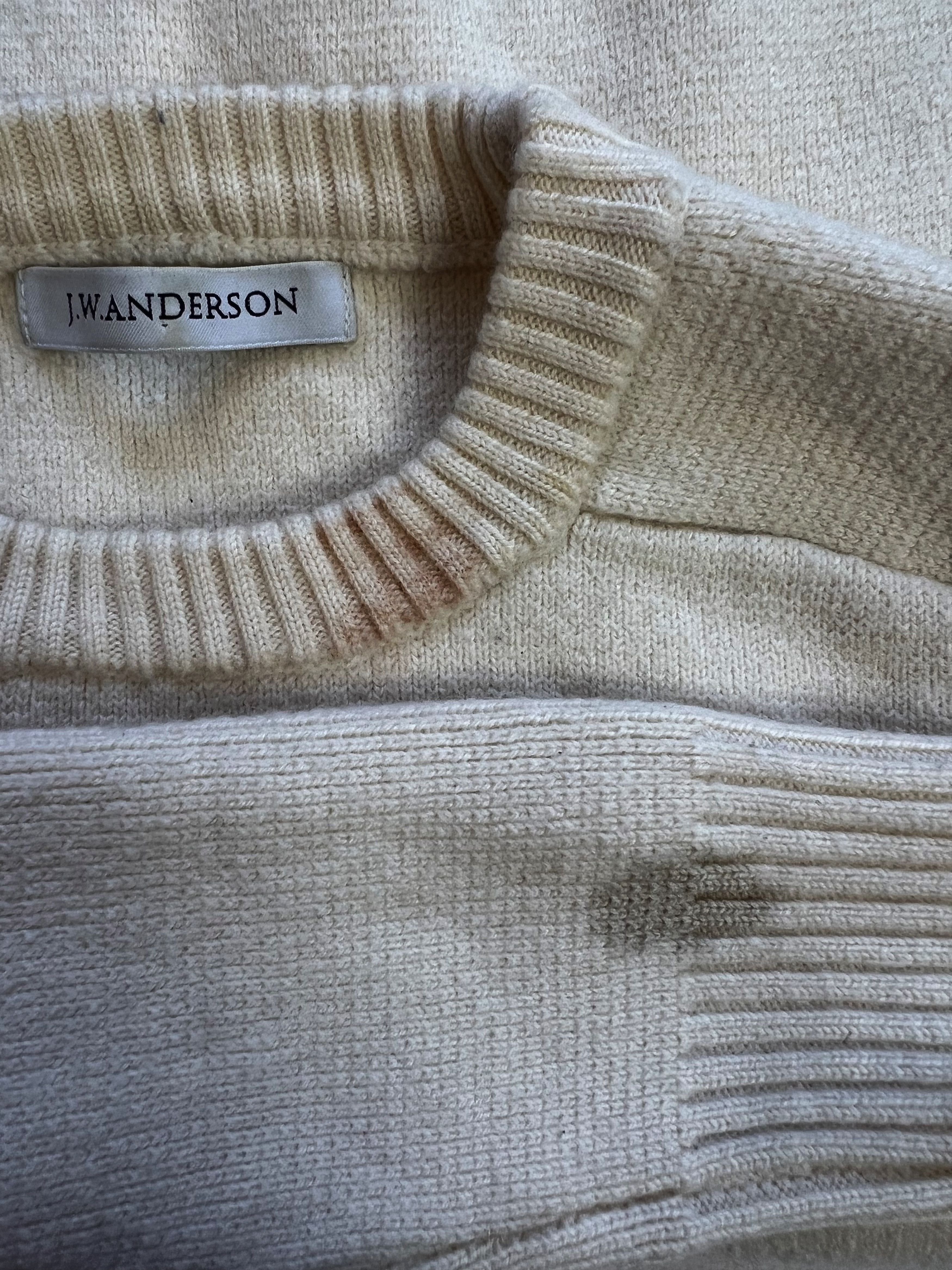 JW Anderson ⚡️QUICK SALE⚡️J.W. Anderson White Knit Sweater Size S / US 4 / IT 40 - 4 Thumbnail