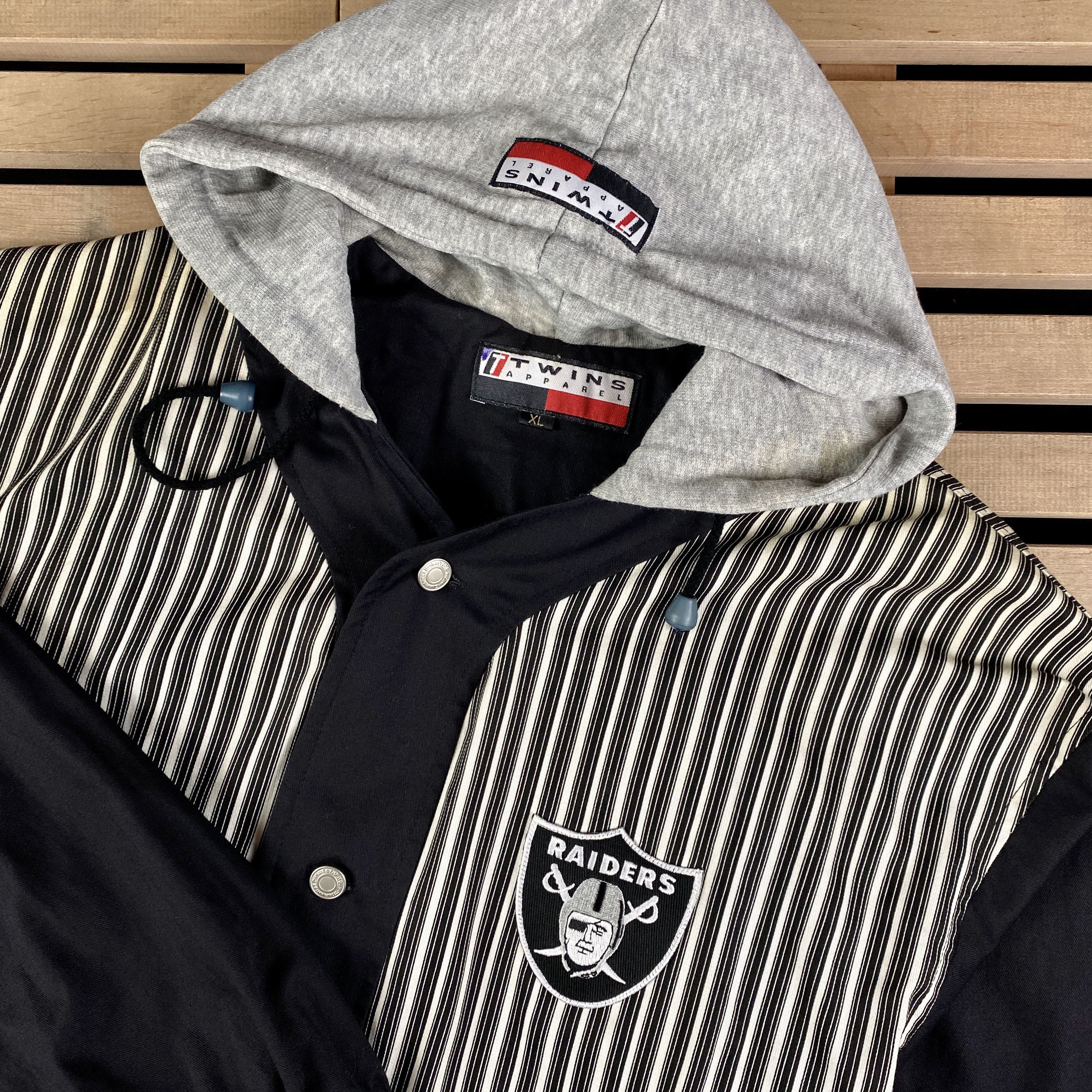 NFL × Vintage Men’s Hoodie Jacket Raiders Vintage Size XL Big Logo Back Size US XL / EU 56 / 4 - 3 Thumbnail