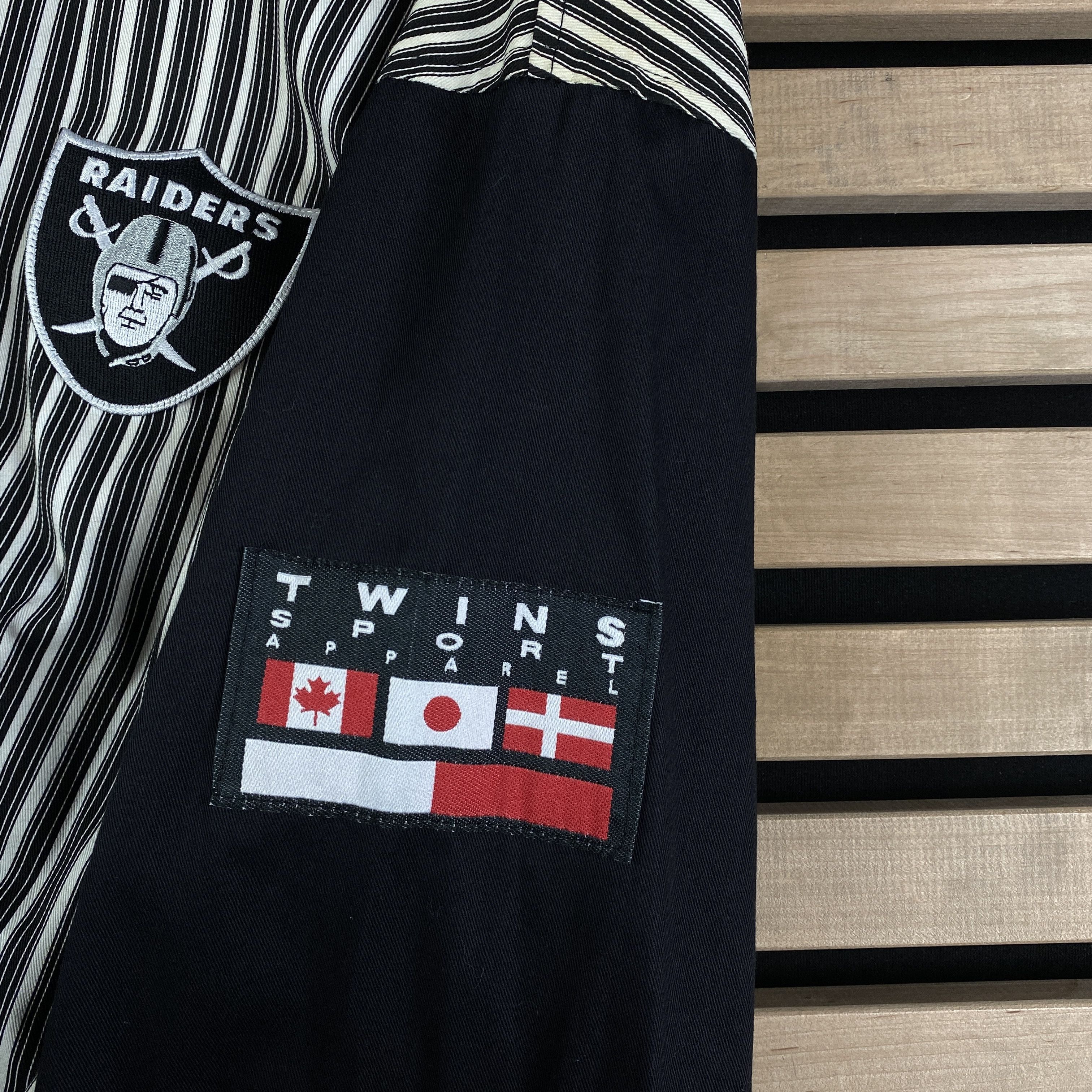 NFL × Vintage Men’s Hoodie Jacket Raiders Vintage Size XL Big Logo Back Size US XL / EU 56 / 4 - 5 Thumbnail