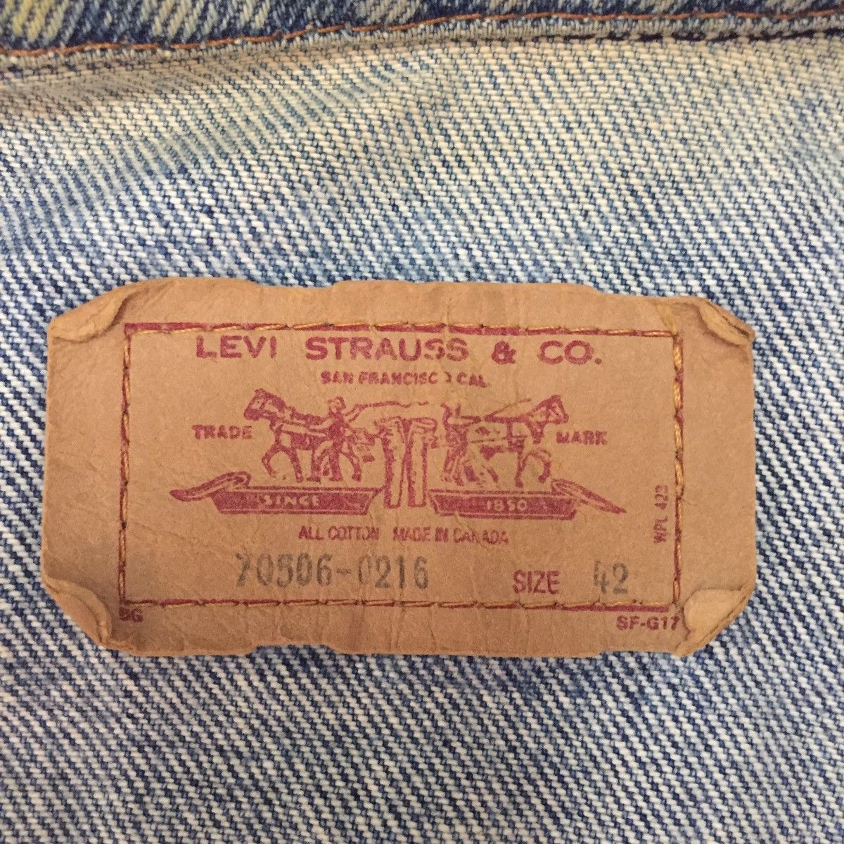 Levi's Levis 70506 Trucker Denim Jacket Small e Made in Canada Size US M / EU 48-50 / 2 - 19 Thumbnail