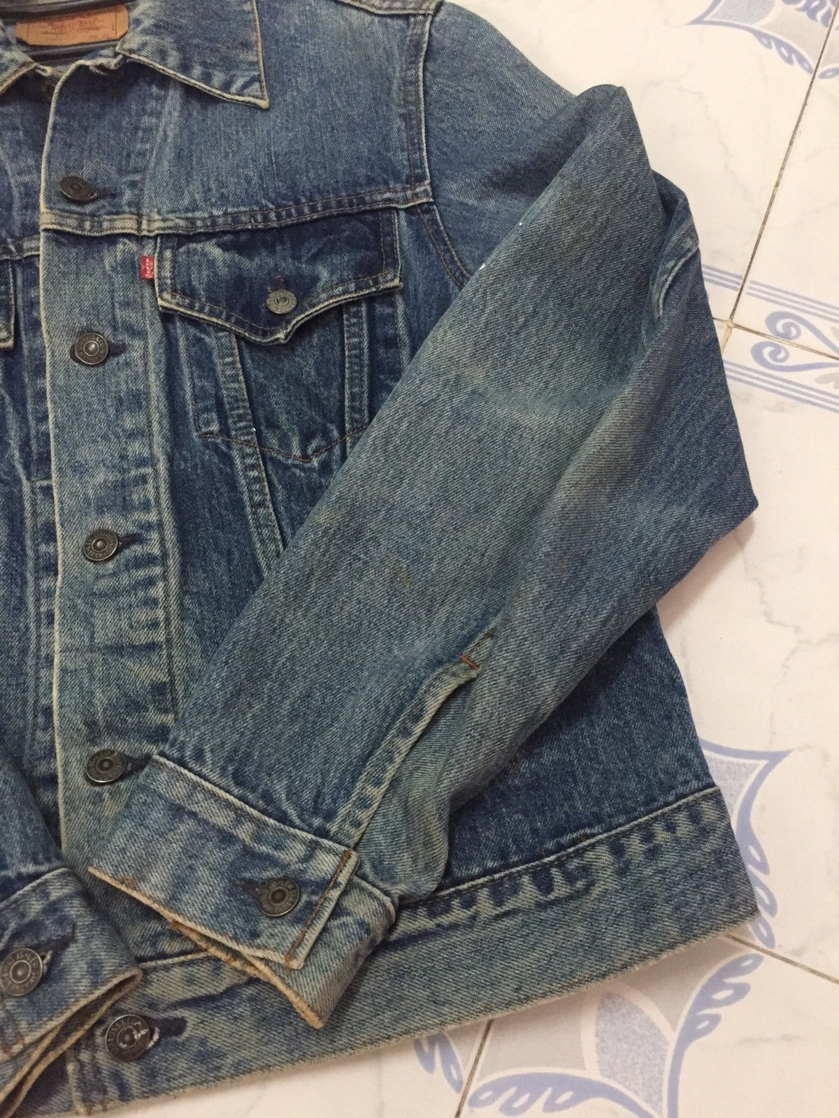 Levi's Levis 70506 Trucker Denim Jacket Small e Made in Canada Size US M / EU 48-50 / 2 - 14 Thumbnail